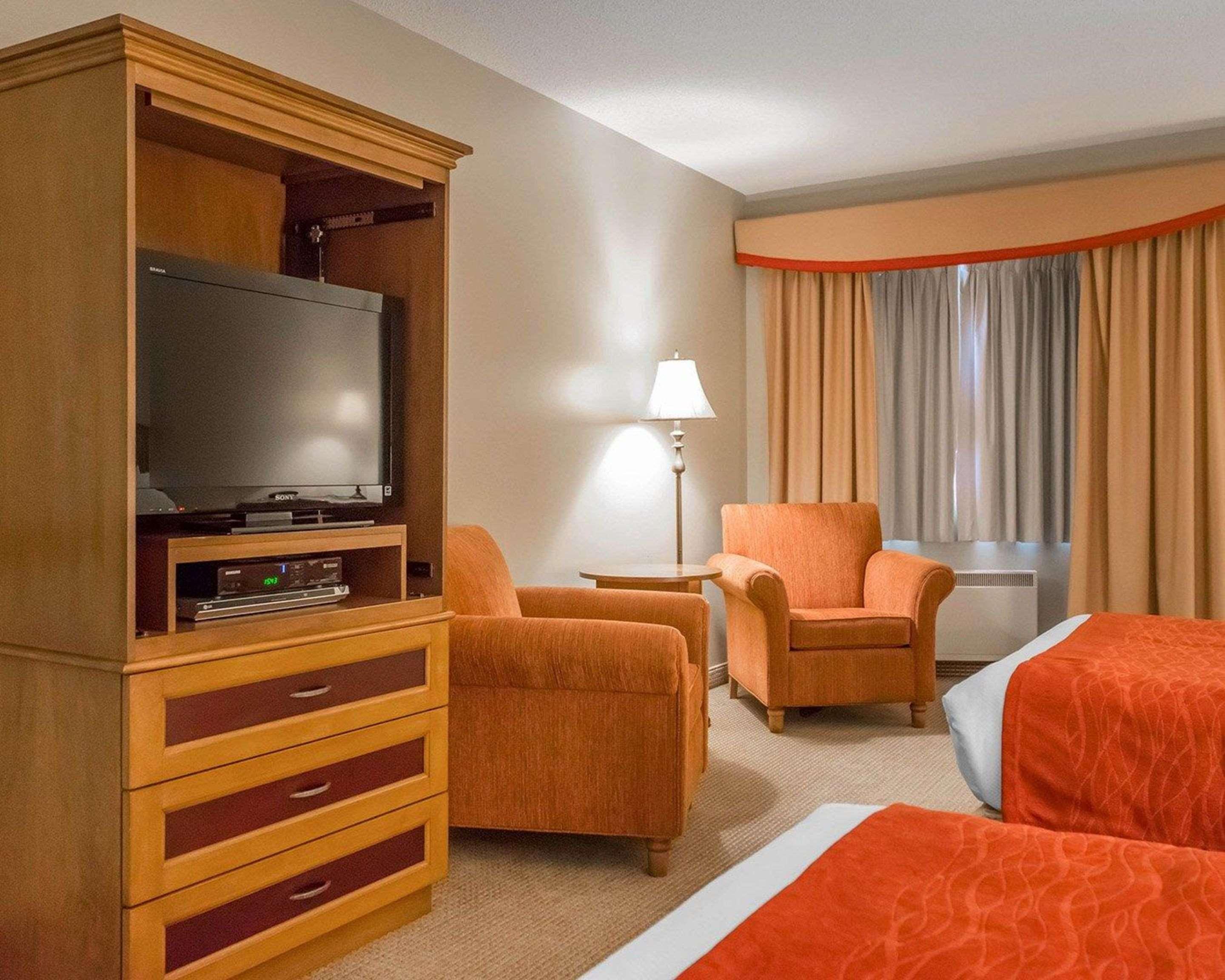 Comfort Inn Mont Laurier מראה חיצוני תמונה