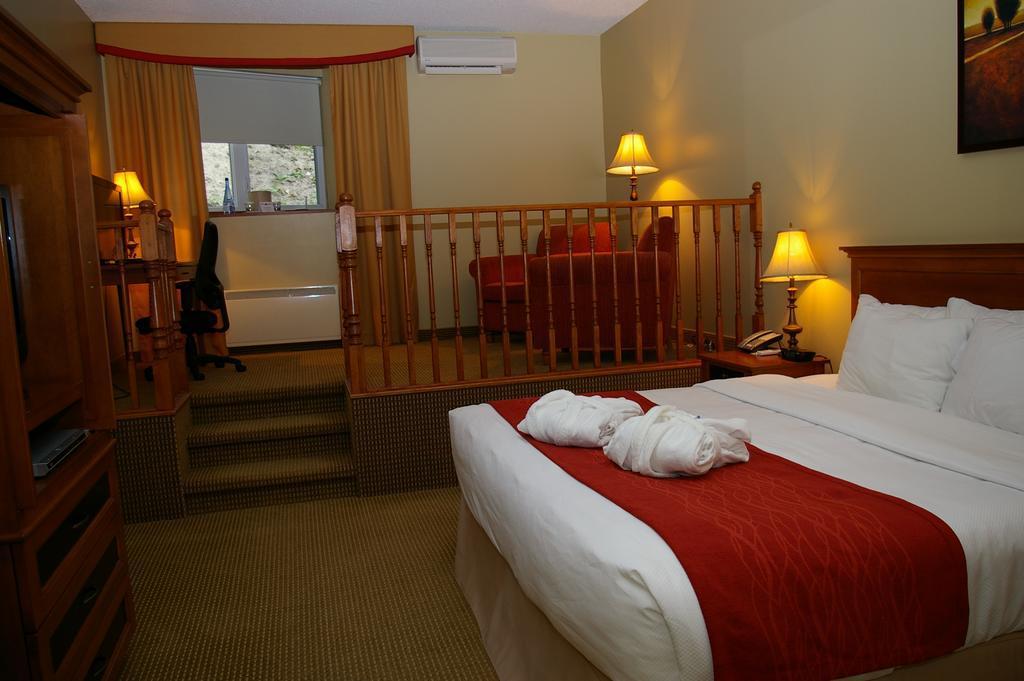 Comfort Inn Mont Laurier מראה חיצוני תמונה